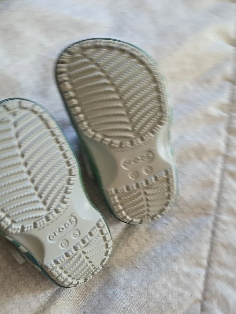 CROCS Kids White and Teal Slip-On Clogs